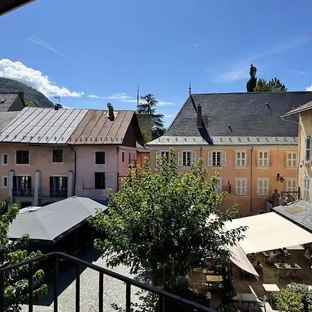 La Parenthèse Médiévale Apartamento Albertville